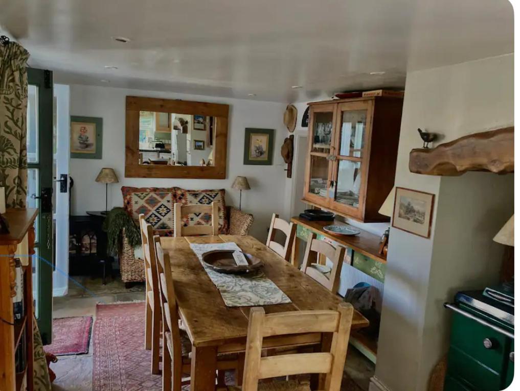 Anglesey Traditional 2 Bed Stone Cottage With Ev Amlwch Экстерьер фото