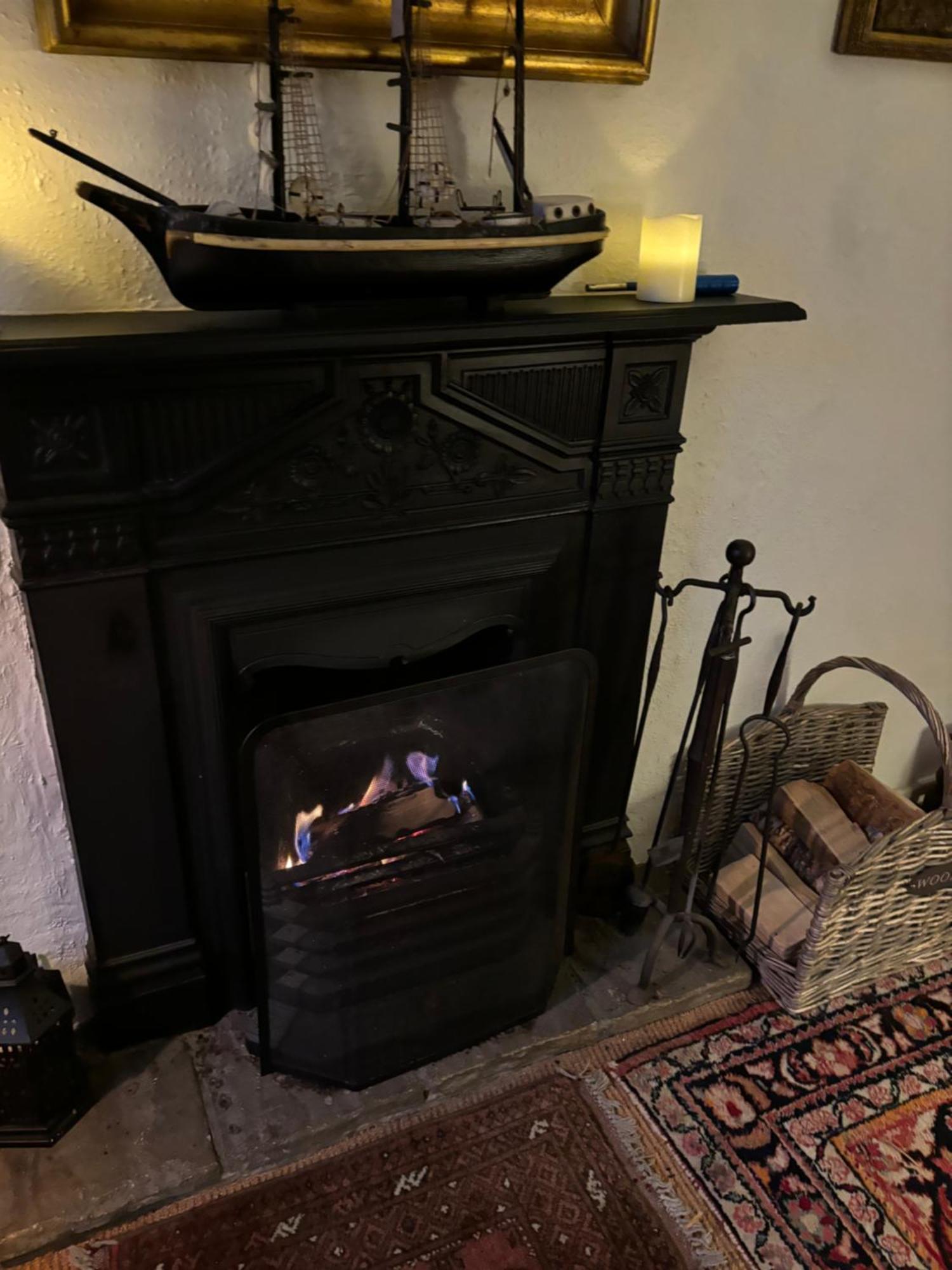Anglesey Traditional 2 Bed Stone Cottage With Ev Amlwch Экстерьер фото